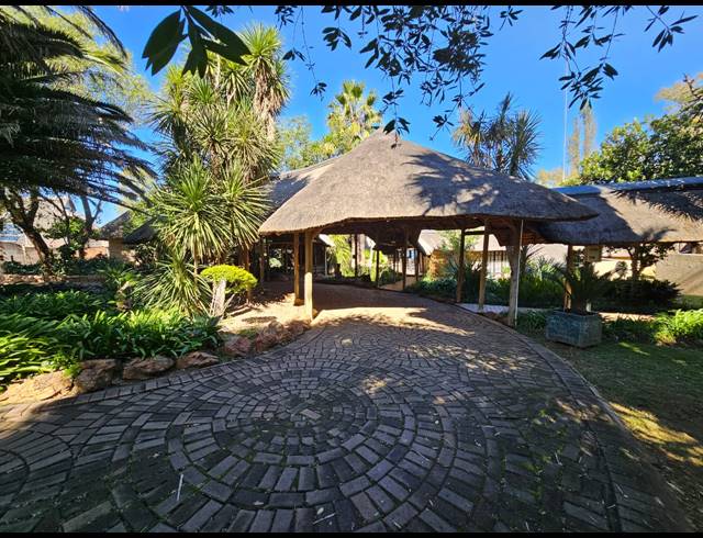 20,235M² OFFICE FOR SALE IN VAALVIEW